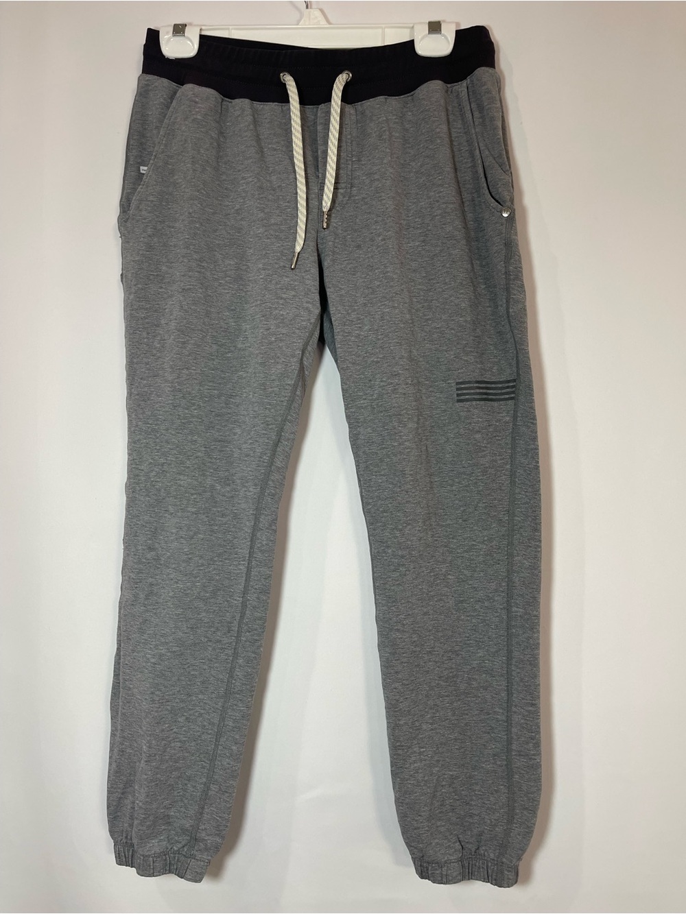 Vuori Balboa Jogger Sweatpants gray women’s medium VW347 loungewear